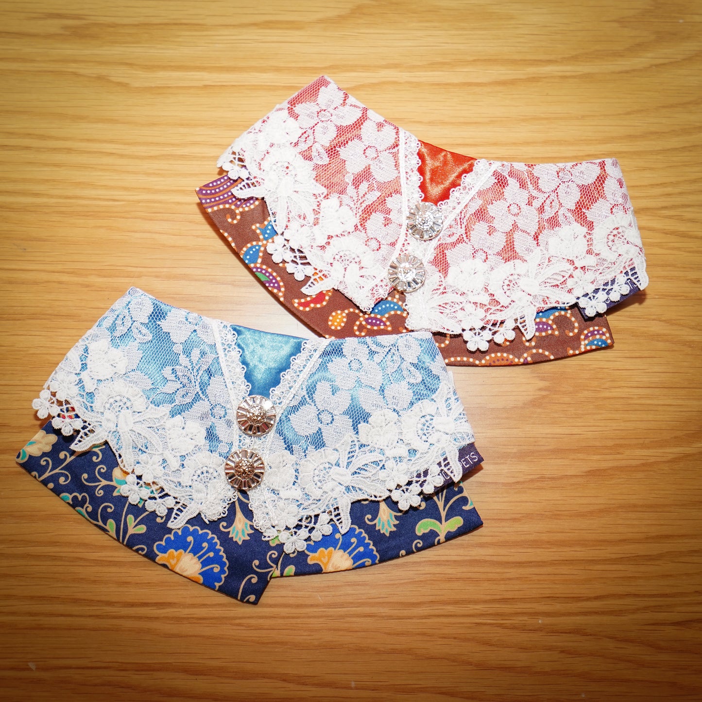 Nyanya | Pet Bib