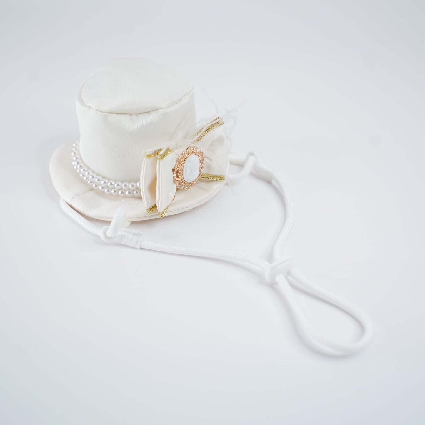 Arabella (1-Bridal Alabaster Satin) | Pet Hat